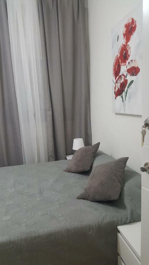 Pension Yna Holiday Malaga Luaran gambar