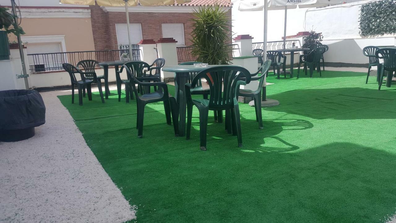 Pension Yna Holiday Malaga Luaran gambar